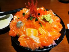 三文鱼火山丼-魔丼屋(日月光店)