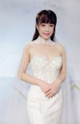 点击看大图 -LOVE SHINE婚纱·红鼎庄龙凤褂·妈妈装定制