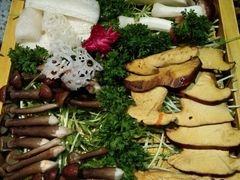 -慢丽江·云南野生菌土鸡锅(付家庄店)