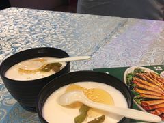 手工自制酸奶-巴扎美食·新疆菜·西域歌舞表演餐厅(新疆大厦店)