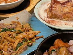 潮焗鲍鱼鸡-潮界(虹桥新天地店)