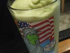 牛油果奶昔-Tubestation站点比萨(五道营店)