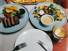 -YUMI芽米·法式烘焙·咖啡(骖鸾路店)