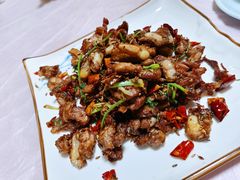 辣炒月牙骨-宾朋海鲜饭庄(兴海路店)