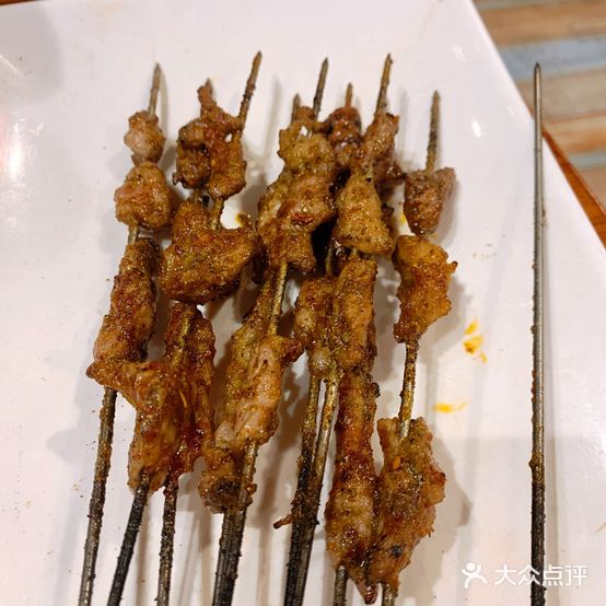 领头羊烤肉餐厅(岷山路店)