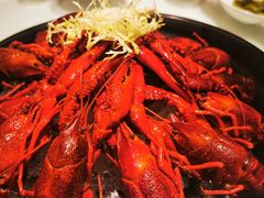 冰镇梅汁小龙虾-上海兴国宾馆 丽宫中餐厅