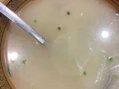 -富正毅三下锅·湘西韵味(天门山索道店)