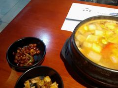 -鑫日千里马朝鲜族小馆(总店)