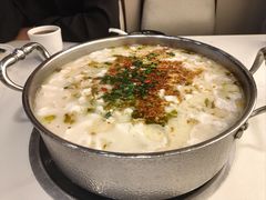 -德林酸菜鱼火锅(南丹店)