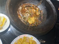 -鱼窝棚柴火铁锅炖(富山屯店)