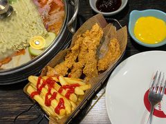 传统部队火锅-the frypan韩国炸鸡啤酒(五路居店)