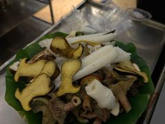 -野菌园·野生菌火锅首创第一家(关兴路总店)