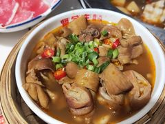 手剪香菇肥肠-喜悦小串丹东小黄牛海鲜烧烤大排档(民主广场店)