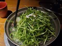 黑猪灼泉水时蔬-吃饭皇帝大土家民族菜(正大广场店)