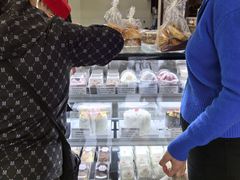 -红宝石·鲜奶小方·海派西点房(金杨店)