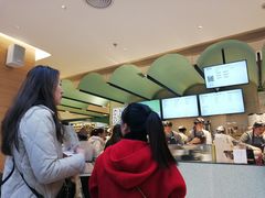 -奈雪的茶(亨特国际广场店)