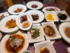 -沁香庭中餐厅·川粤菜(重庆高新假日酒店)