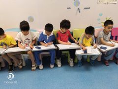 -布劳克教育·易贝乐英语(罗湖太宁店)