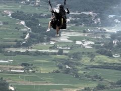 -趣飞飞黑麋峰国际滑翔伞基地