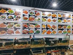 -鑫渔港海鲜本地菜·山海关浑锅(东戴河店)