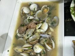 -虾弄弄海派小龙虾·牛羊蝎子火锅