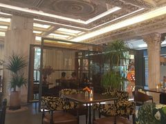 -玲婧胡同·生日蛋糕·餐厅(嘉里城店)