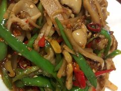 酸笋炒大肠-始兴县农家小院餐馆