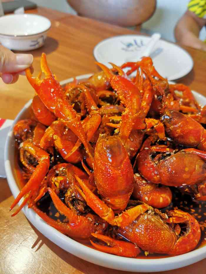 马头巷·超声波红油龙虾(莫邪路二店)-"前阵子收到吃货小兄弟微信,说
