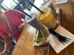 -Cha Café and Bistro