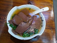 -黑白电视长沙小吃(美林M·LIVE天地东座店)