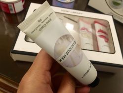 护手霜-气味图书馆