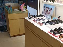 -荣视医眼镜(老车站店)