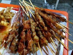 -胖太太四川麻辣排骨串(镇江路分店)