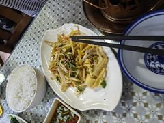 -蜗牛小馆醉乡民谣云南菜(惠新西里店)