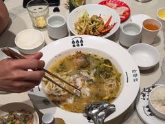 -渔语鱼酸菜鱼新川菜(来福士店)