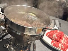 -鼎鼎香·港式火锅(北京SKP店)