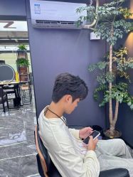-藤野造型•烫染专业店