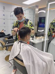 -CUT CUT Hair Salon
