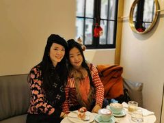 -Fridi Patisserie Cafe