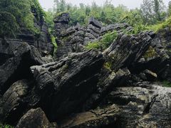 -梭布垭石林景区