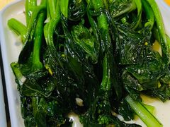 -东方之猪四更烤乳猪(金垦总店)