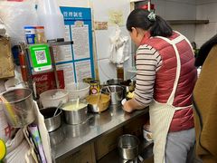 -曹宝林砂锅麻辣烫(星光路店)