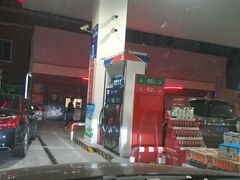 -中化道达尔加油站(周家嘴路站)