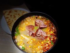 -牵人麻辣粉(粉巷店)