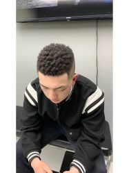 -海文先生国潮烫染男士理发馆