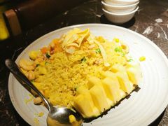 菠萝海鲜炒饭-泰傳奇
