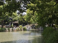 -汇龙潭