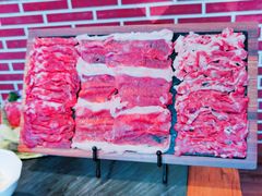大刀切鲜牛羊拼-南门四季铜锅涮肉(左家庄店)