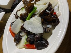 黑木耳炒山药-蜀宴小调·精致家常菜(科华店)