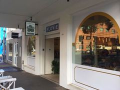 -FLOVIE FLORIST CAFE